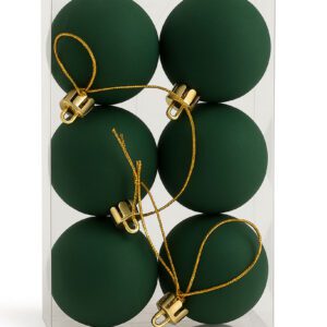 Set da 16 palline di Natale floccate verdi Ø4 cm con cordino dorato. Perfette per decorare l’albero con eleganza e un tocco di tradizione natalizia.